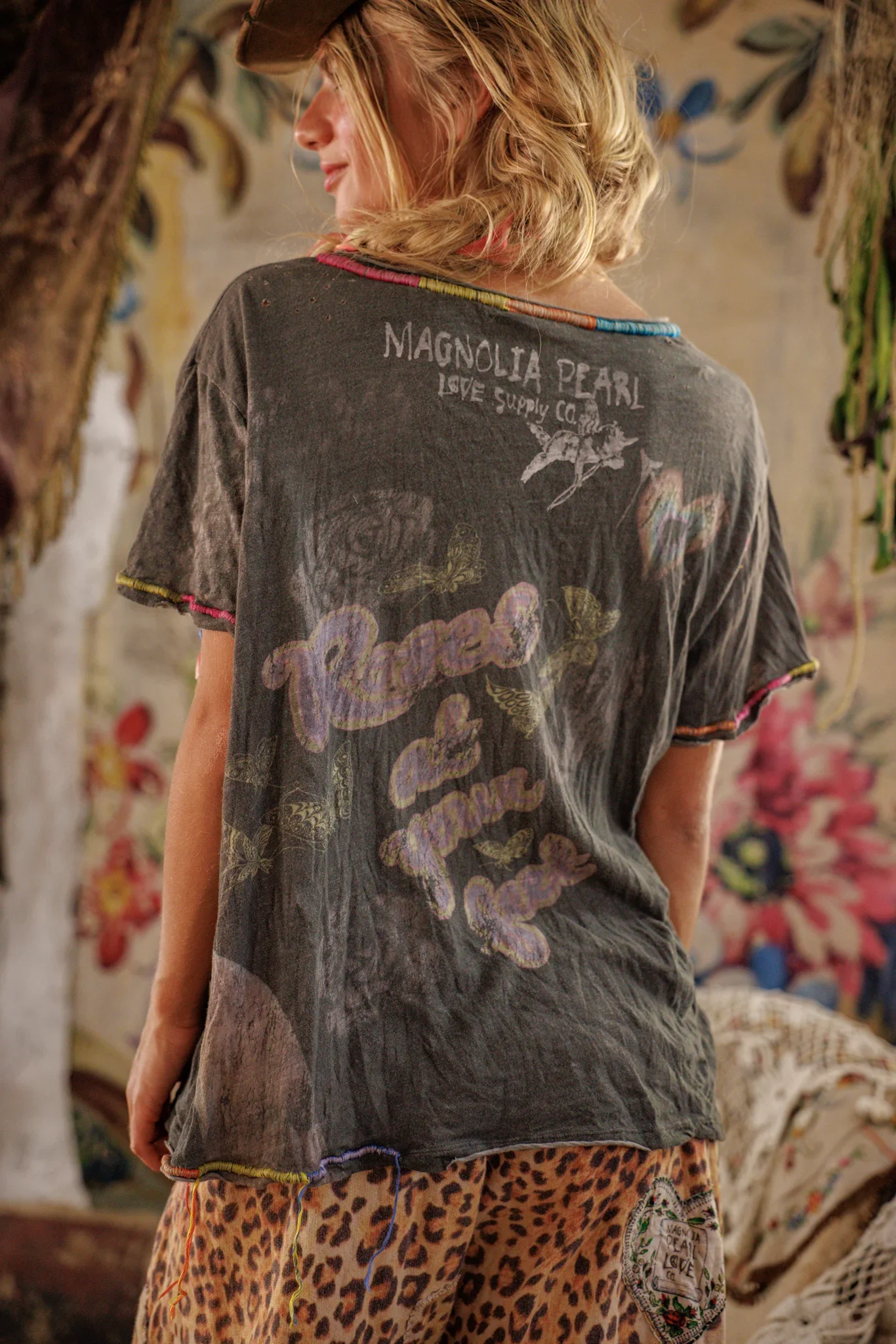 Arcoiris Tee - Image 6