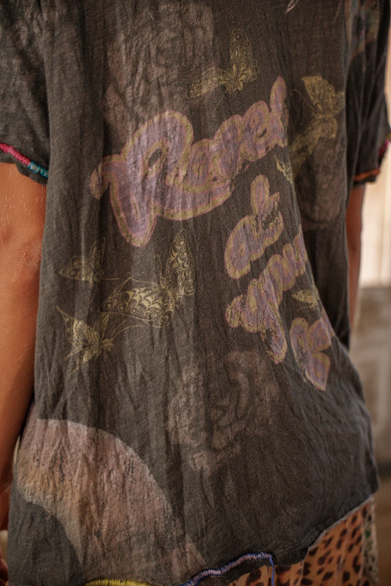 Arcoiris Tee - Image 7