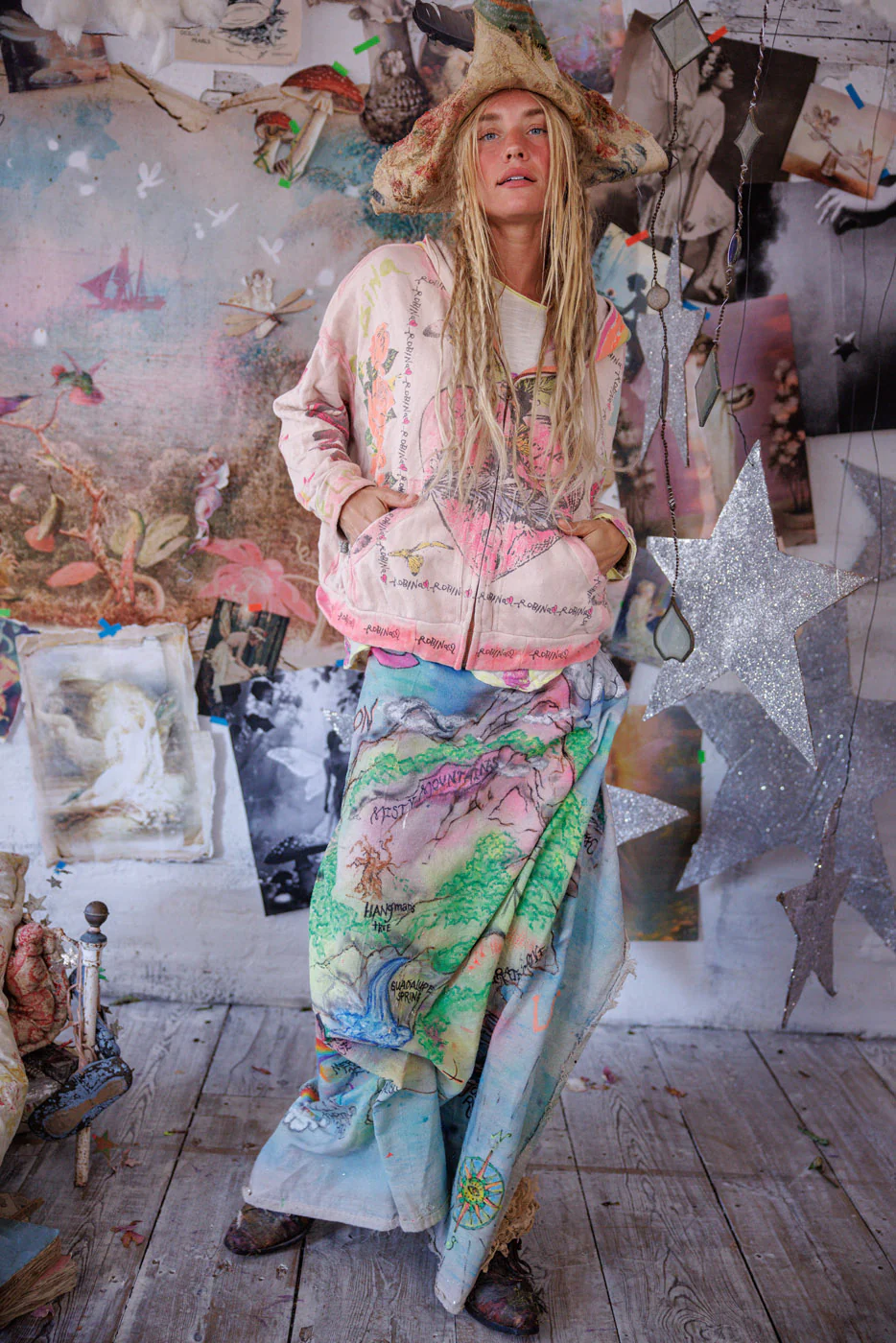 Awaken Sleeping Heart Isola Hoodie - Image 10