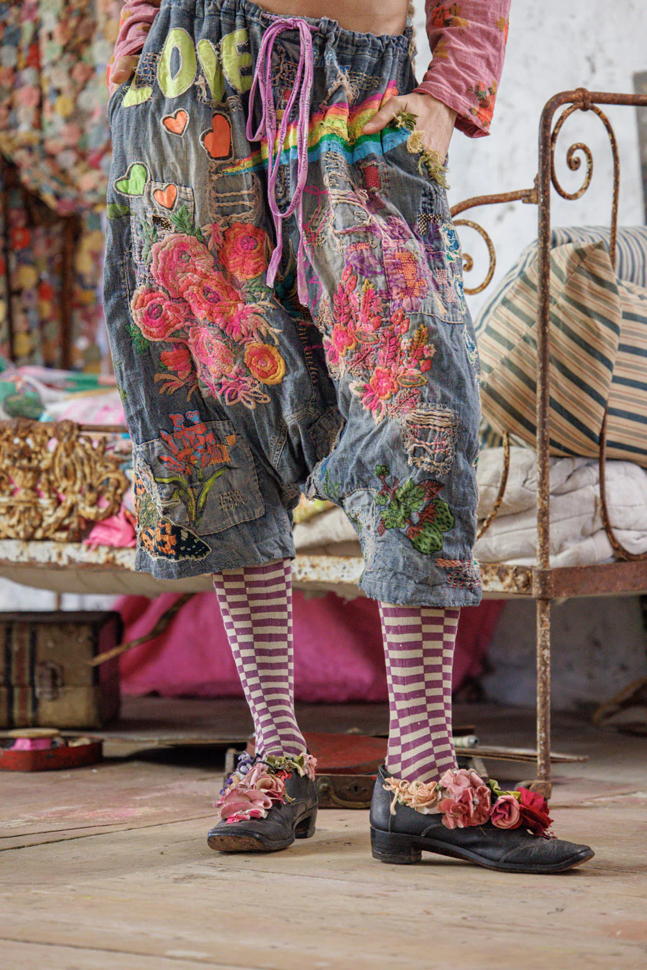 Embroidered Art Graphic Frankie Denims