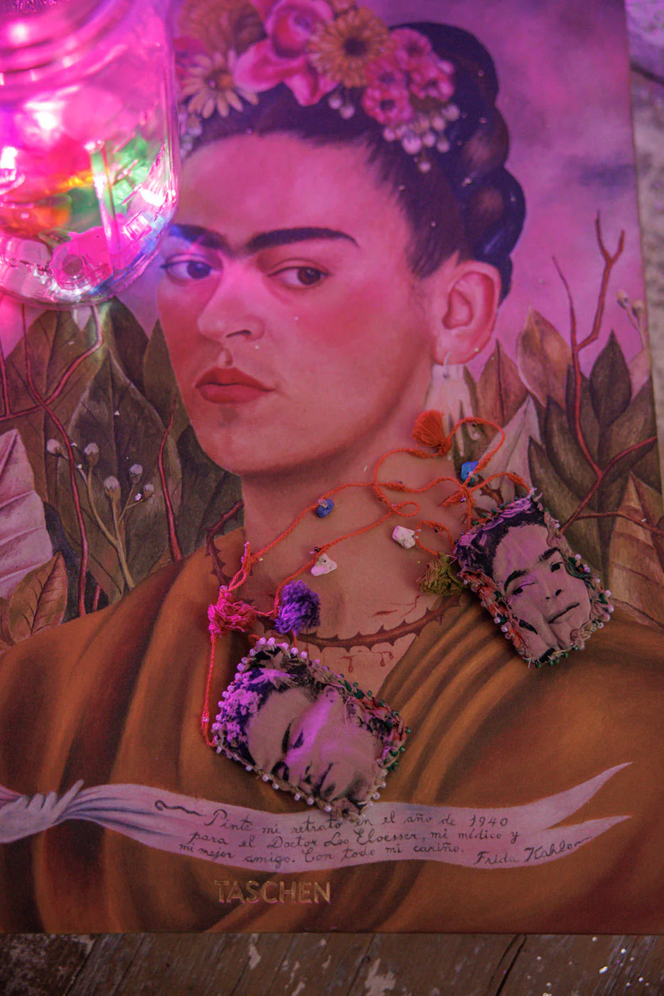 Faces Of Frida Scapular
