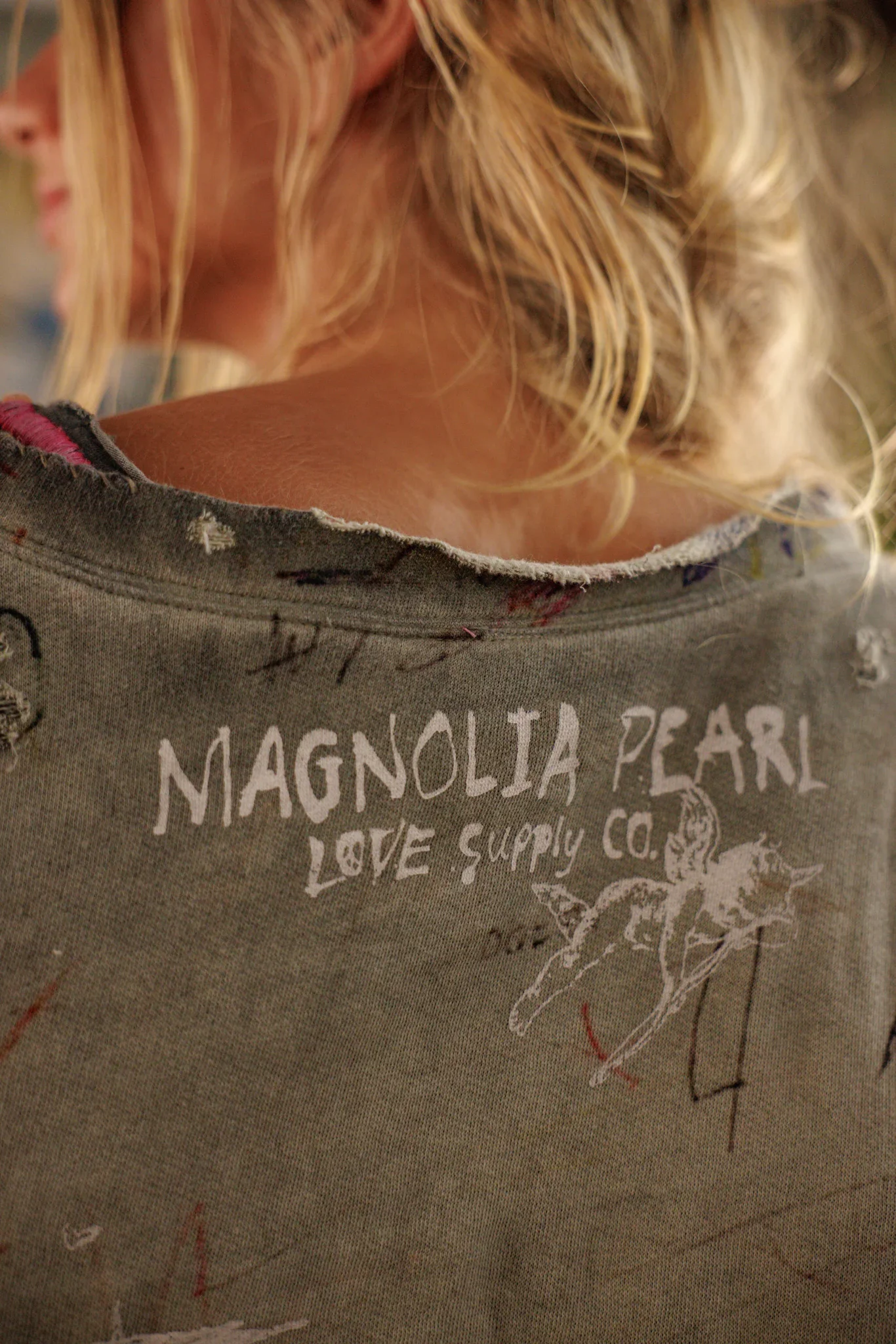 Stella Marais Radiate Love Hermosa Sweatshirt - Image 13