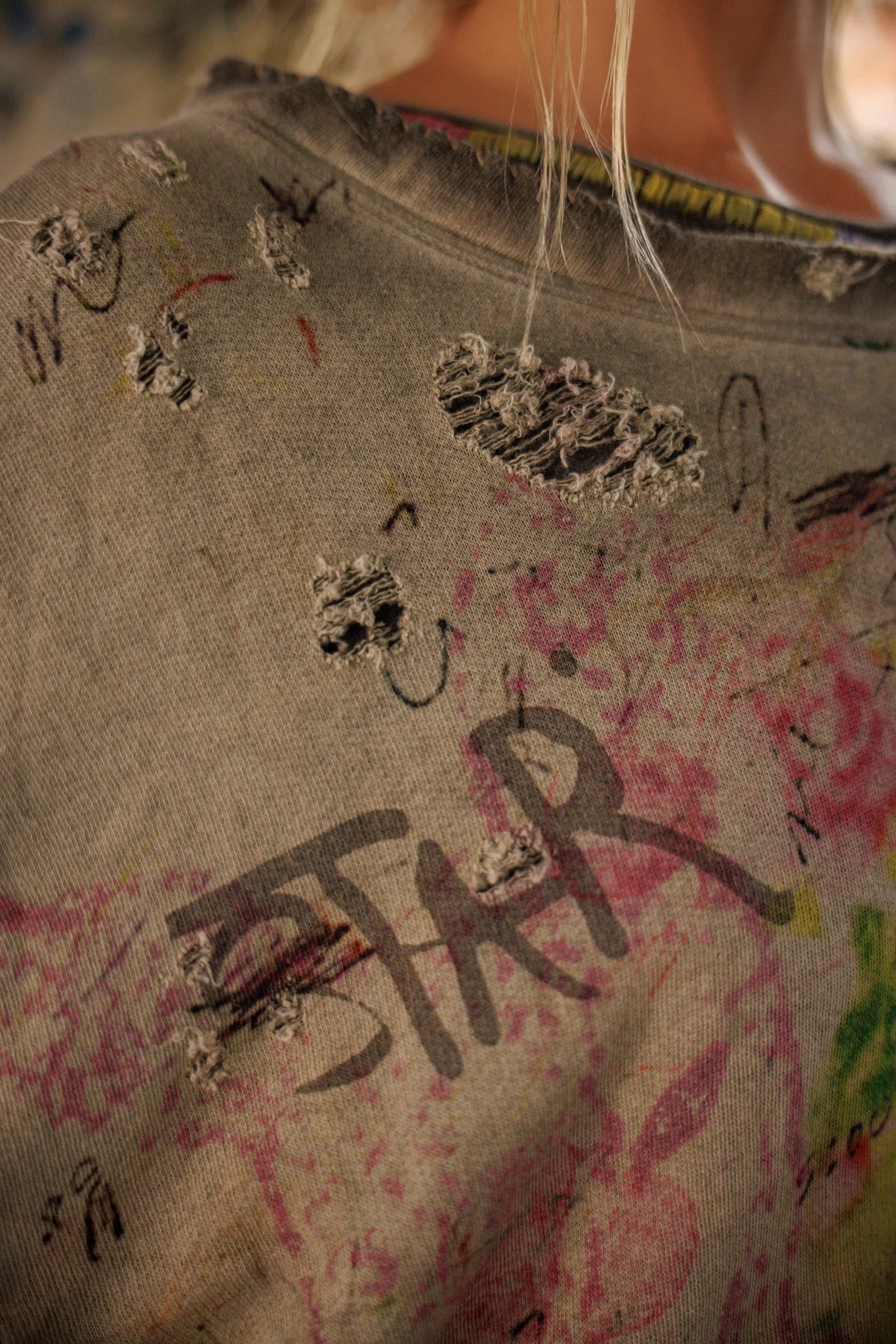 Stella Marais Radiate Love Hermosa Sweatshirt - Image 5