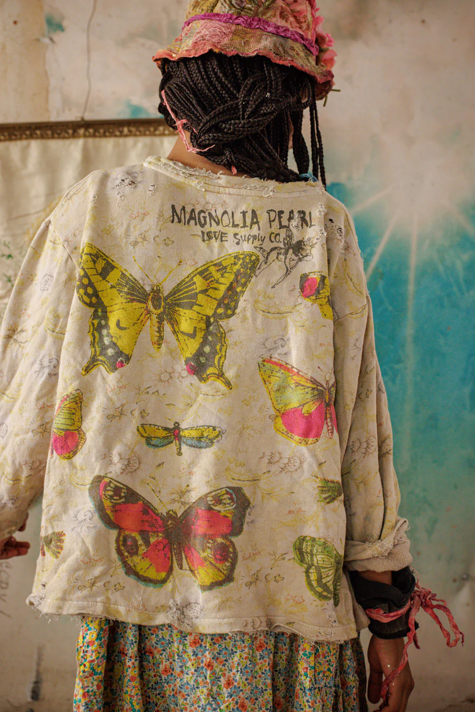 Wildlife Hermosa Sweatshirt - Image 6